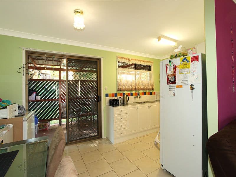 27 Wine Drive, WILSONTON HEIGHTS QLD 4350, Wilsonton Heights - Thumbnail 5