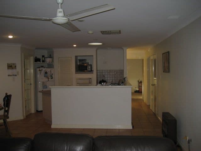 6 Peron Place, SAN REMO WA 6210, San Remo - Thumbnail 4