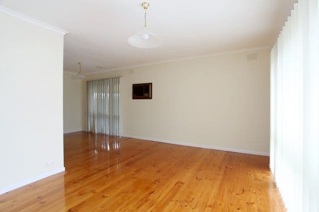 1 Otway Court, WERRIBEE VIC 3030, Werribee - Thumbnail 2