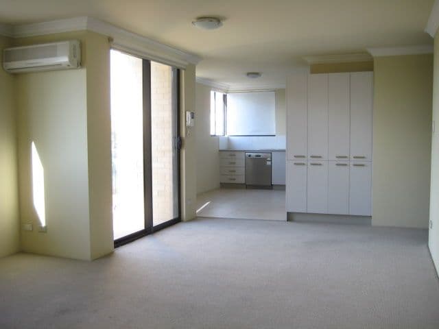 188 South Parade, AUBURN NSW 2144, Auburn - Thumbnail 2