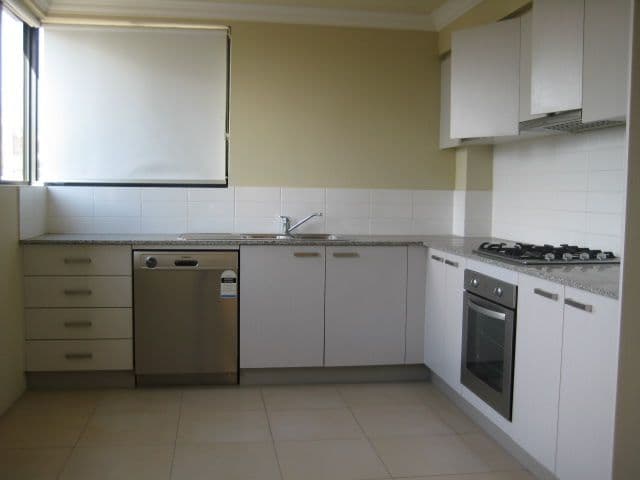188 South Parade, AUBURN NSW 2144, Auburn - Thumbnail 3