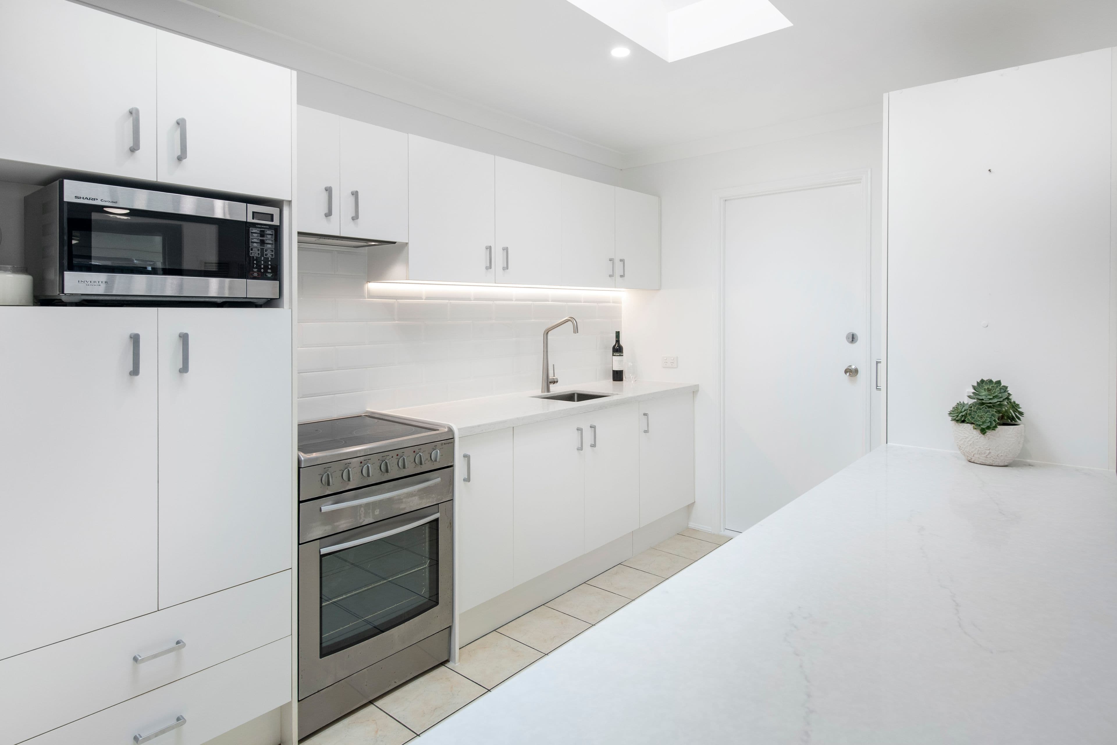 40 Montezuma Drive, Burleigh Waters QLD 4220, Burleigh Waters - Thumbnail 4