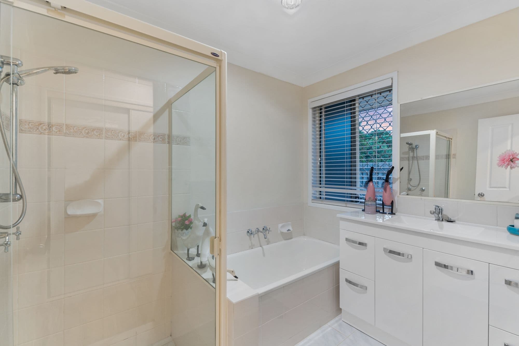 12 Antigua Crescent, Deception Bay QLD 4508, Deception Bay - Thumbnail 6