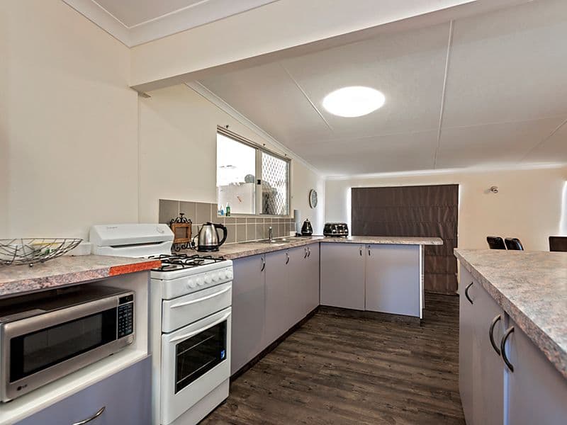 13 Maidstone Street, Mount Tarcoola WA 6530, Mount Tarcoola - Thumbnail 7