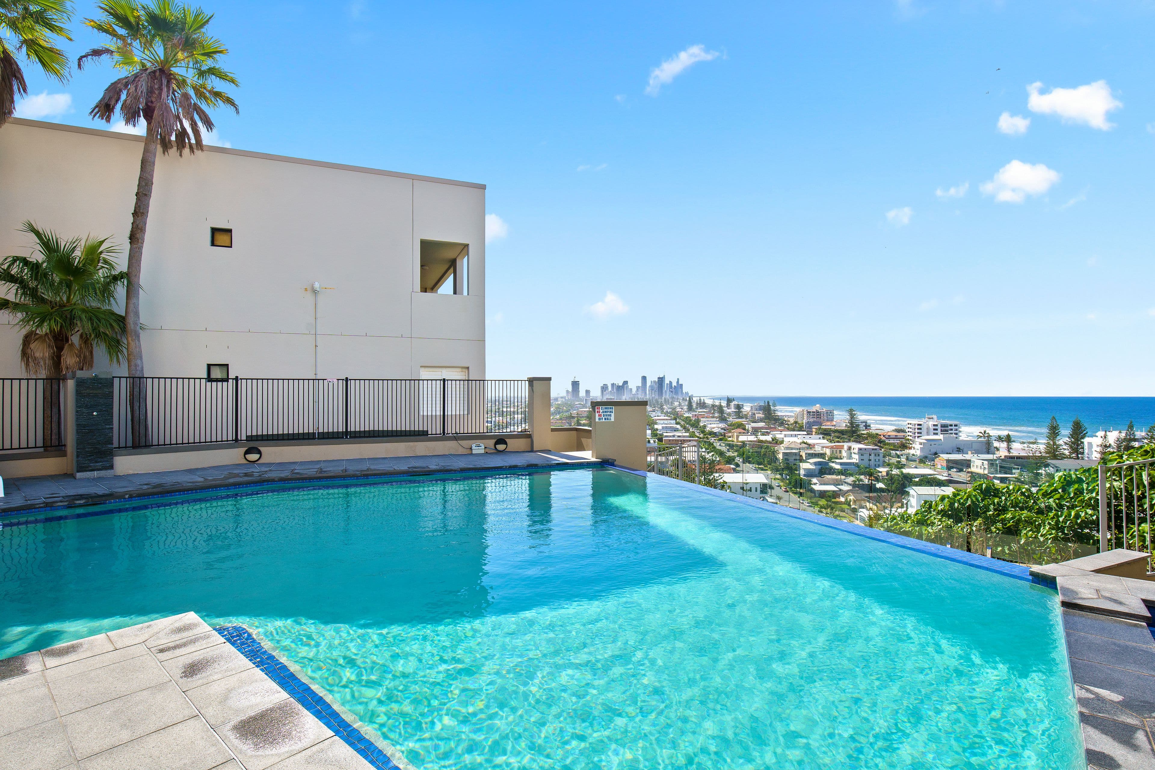 1 'Magic Mountain' Great Hall Drive, Miami QLD 4220, Miami - Thumbnail 2