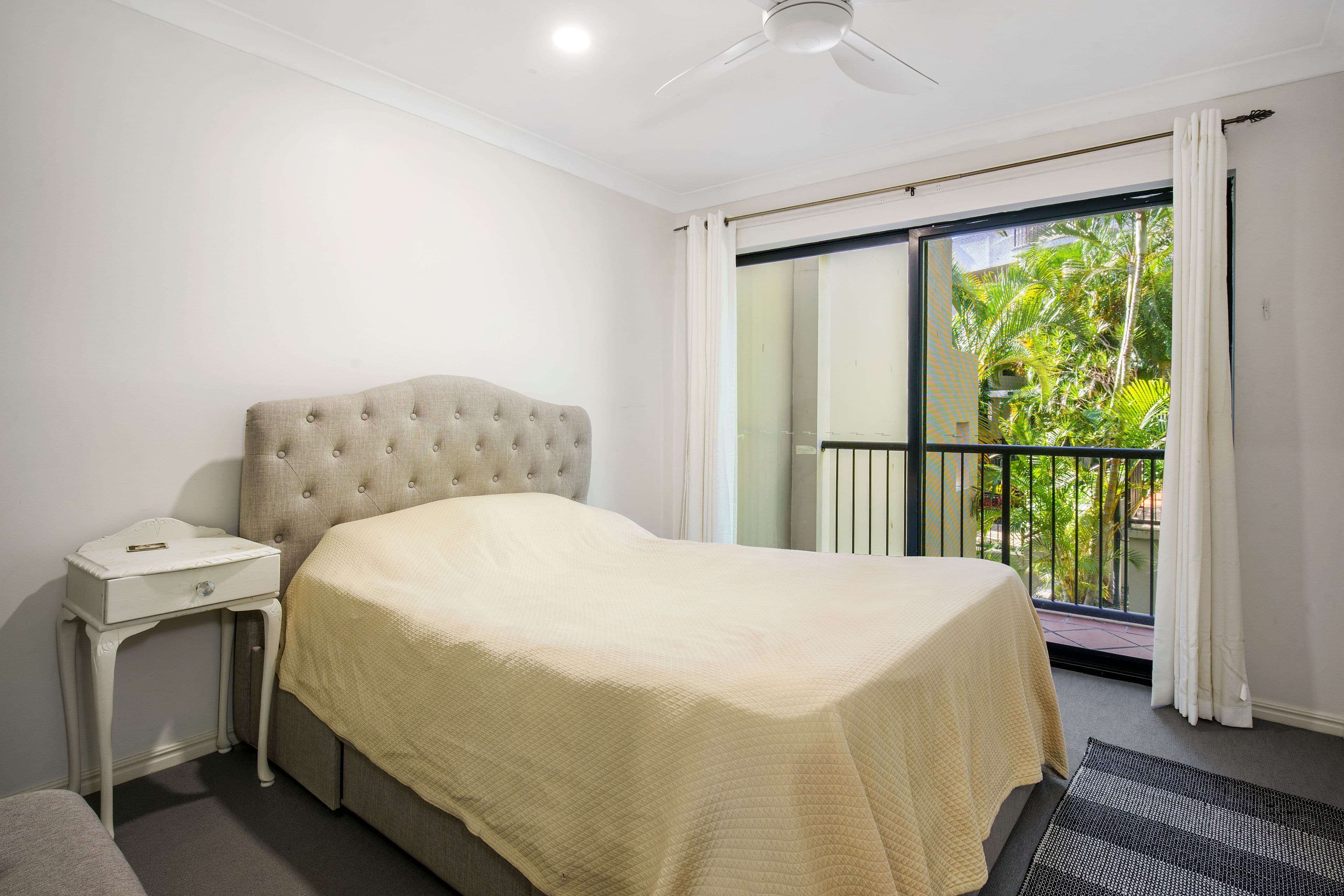 1 'Magic Mountain' Great Hall Drive, Miami QLD 4220, Miami - Thumbnail 8