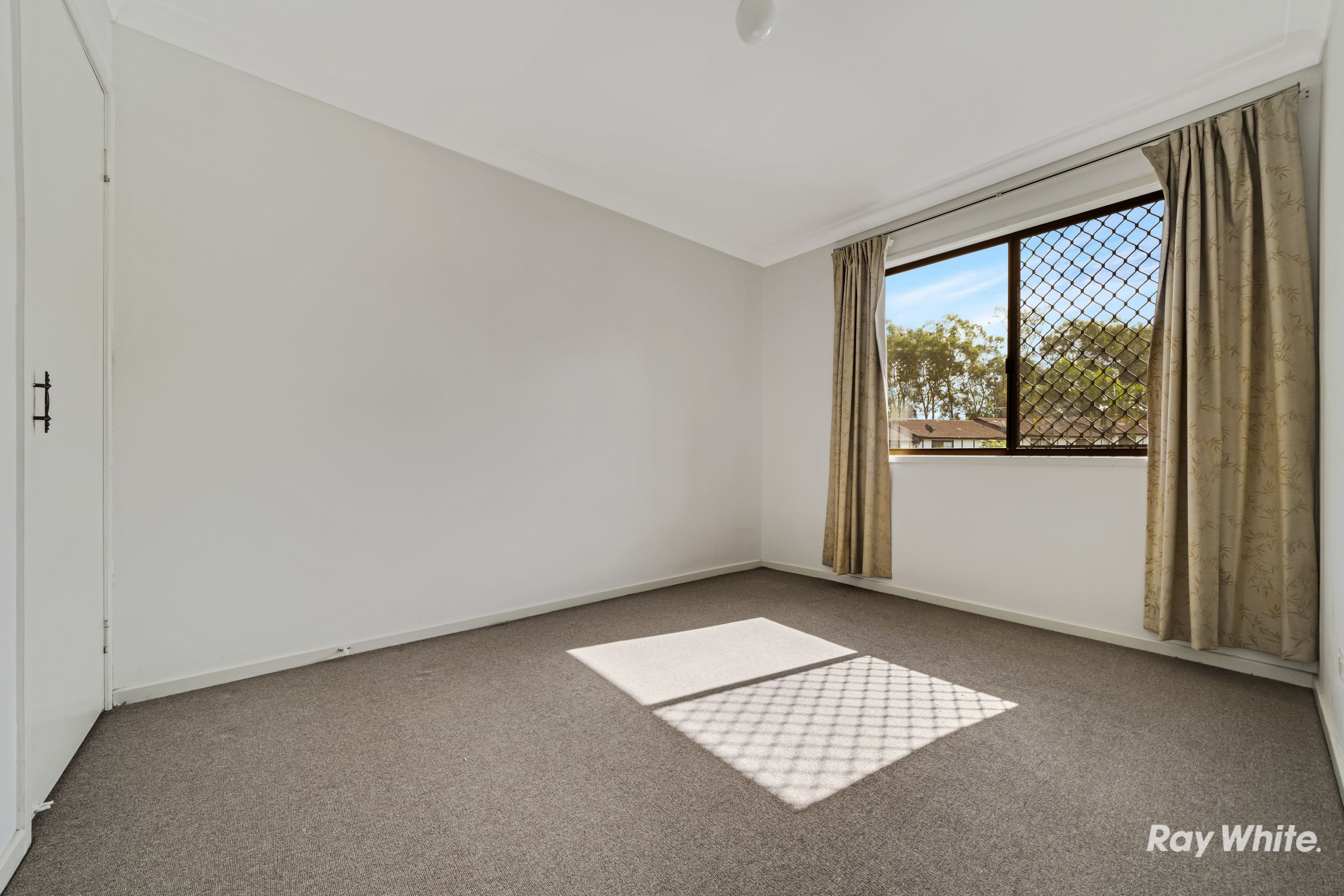 43 Garfield Road, Woodridge QLD 4114, Woodridge - Thumbnail 8