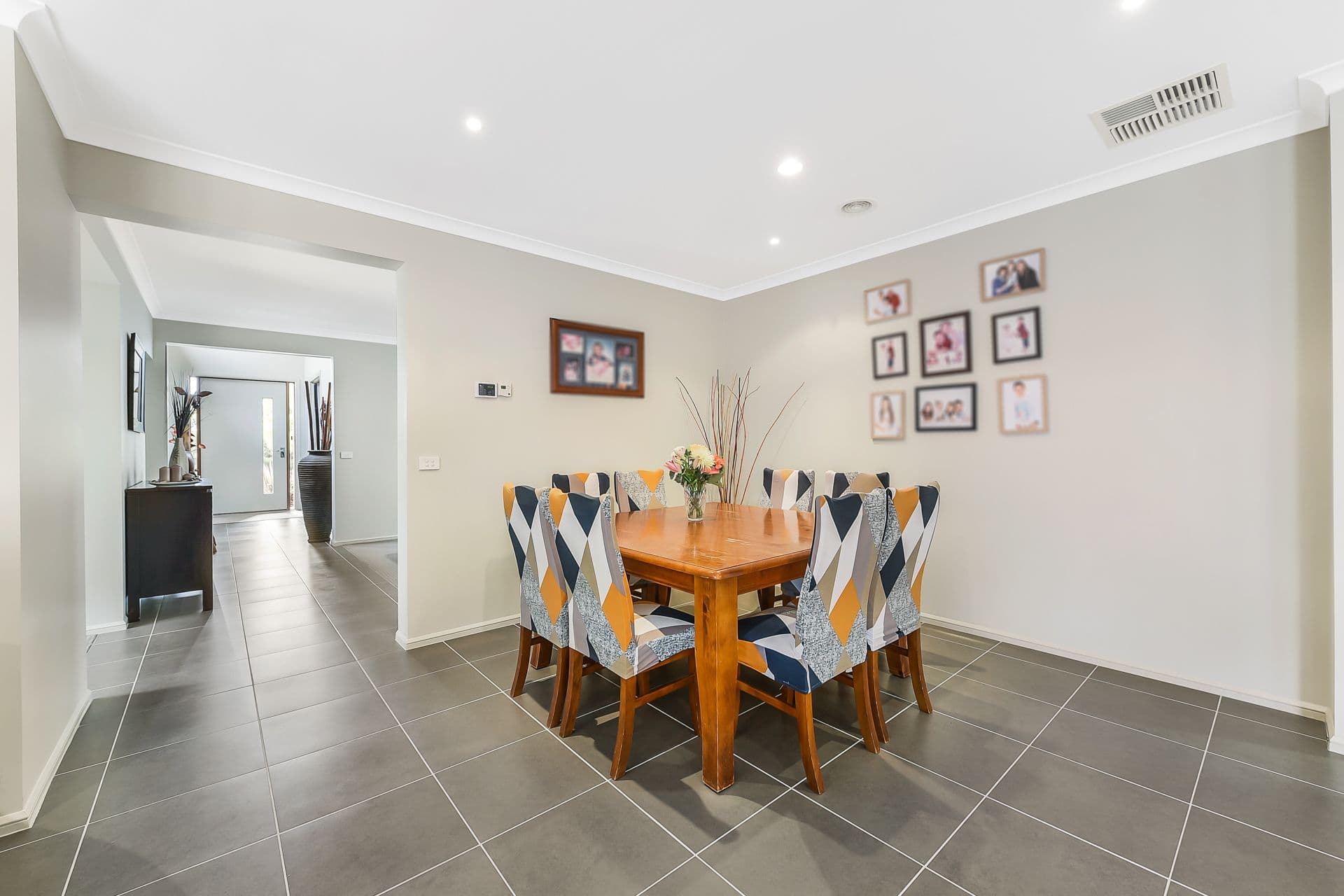 79 Viewgrand Drive, Berwick VIC 3806, Berwick - Thumbnail 5