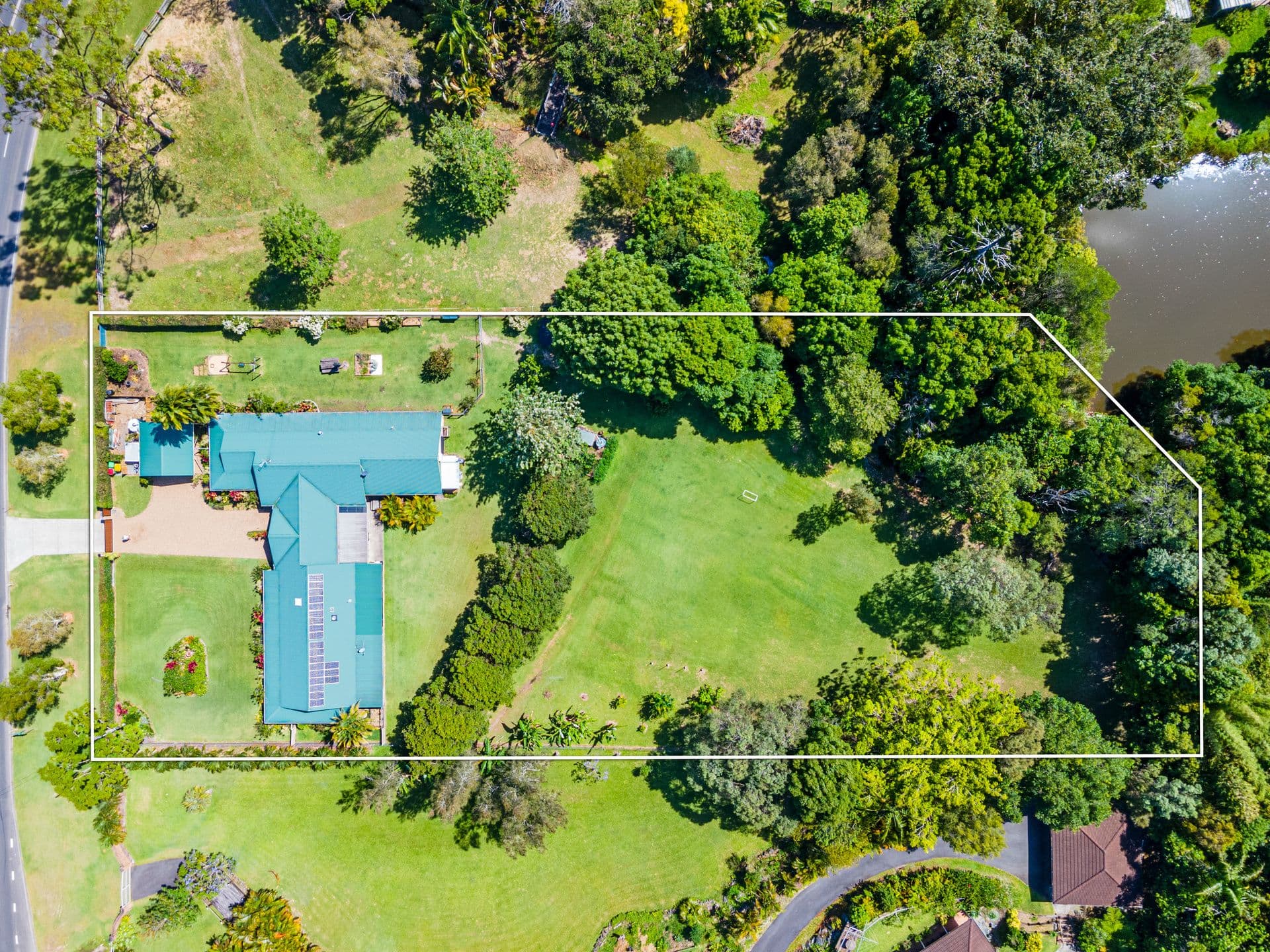 626 Currumbin Creek Road, Currumbin Valley QLD 4223, Currumbin Valley - Thumbnail 2