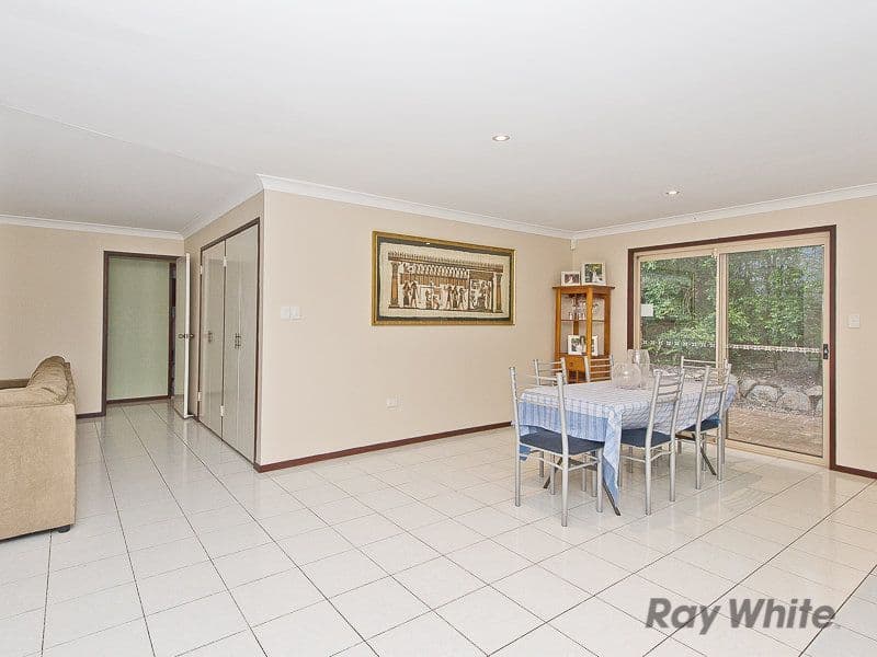 13 St Georges Court, Albany Creek QLD 4035, Albany Creek - Thumbnail 4