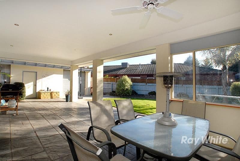 6  Blue Jay Court, NARRE WARREN SOUTH VIC 3805, Narre Warren South - Thumbnail 3