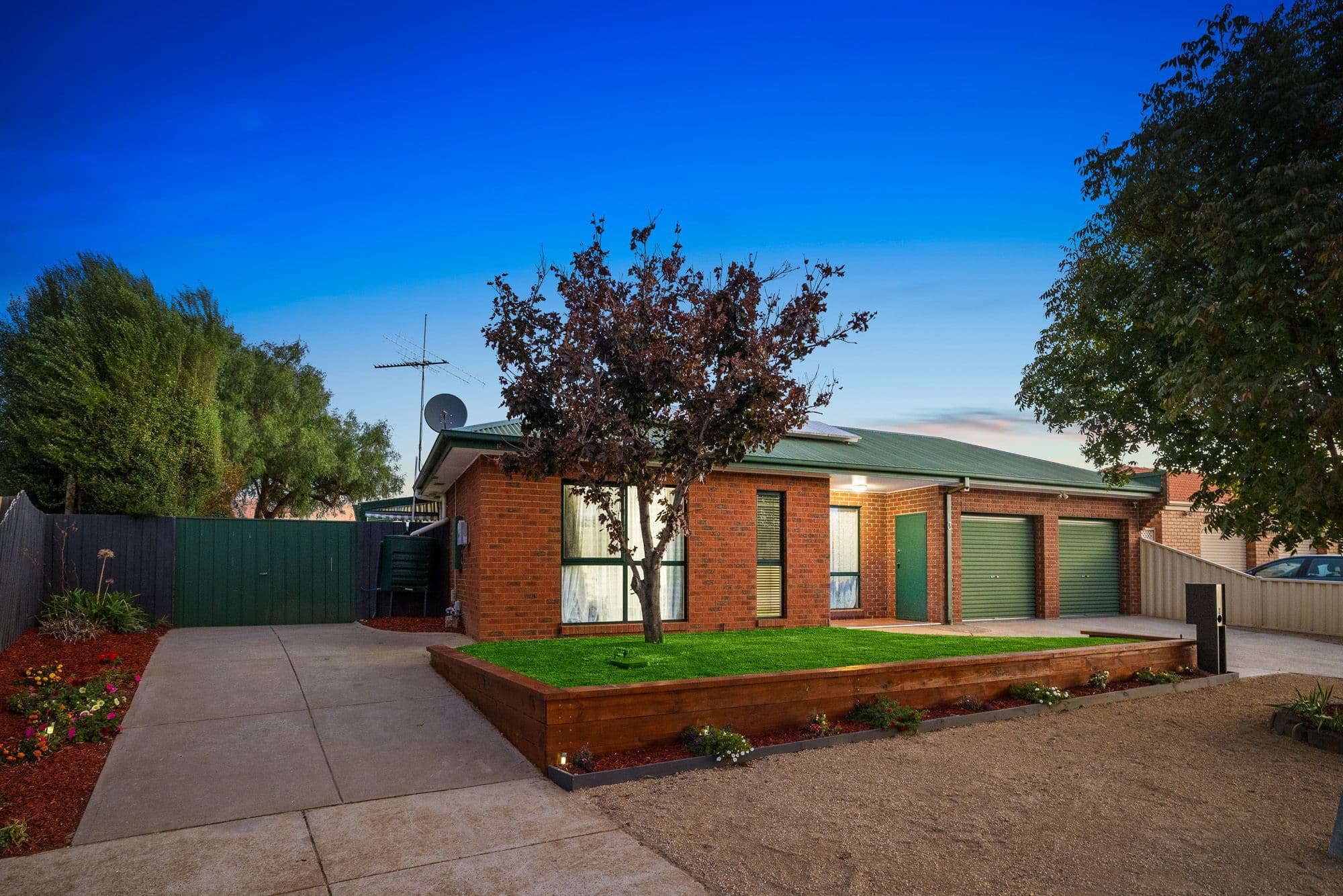 3 Dalvista Court, Werribee VIC 3030, Werribee - Thumbnail 2