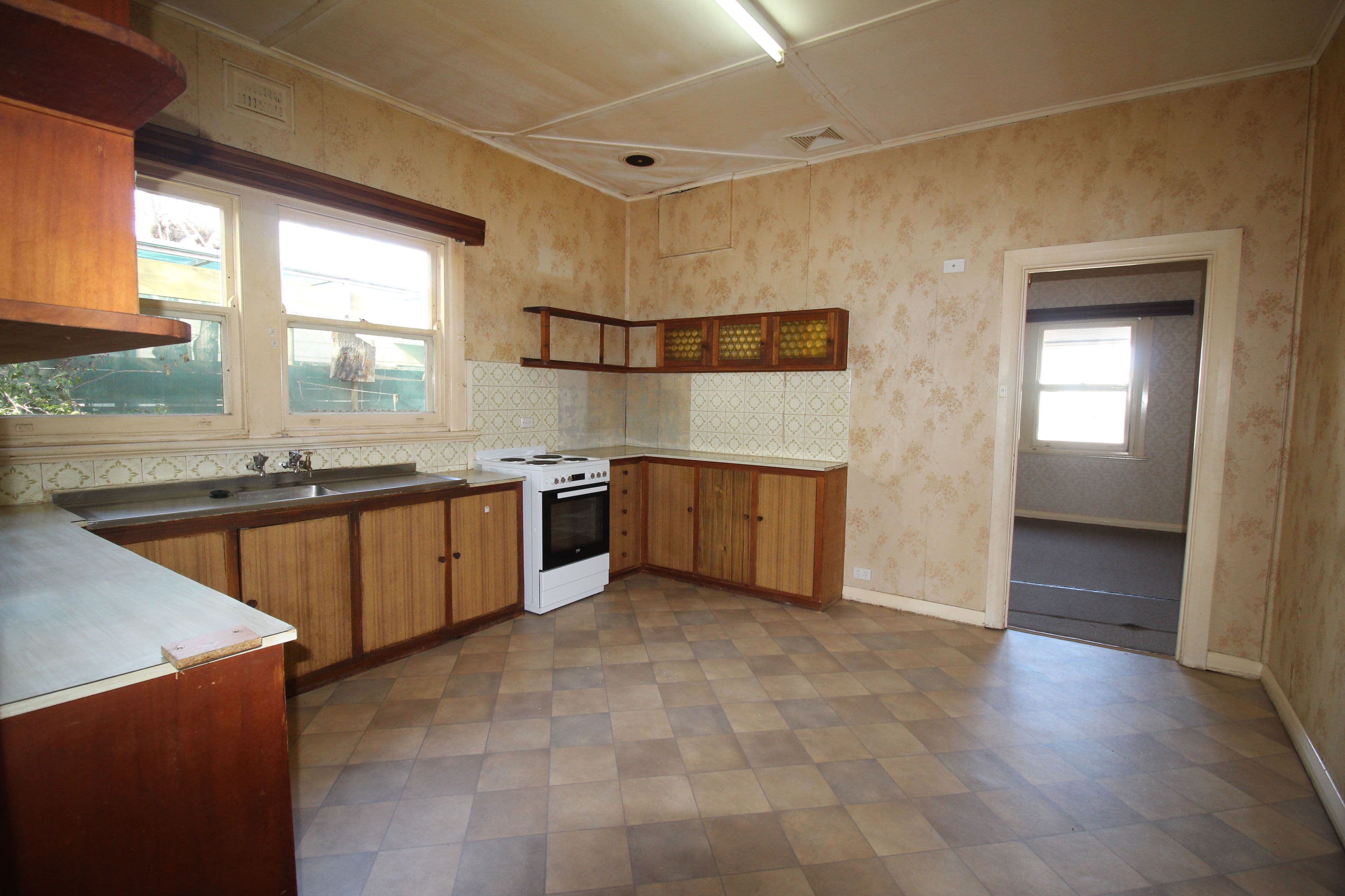 186 Eighteenth Street, Renmark SA 5341, Renmark - Thumbnail 3