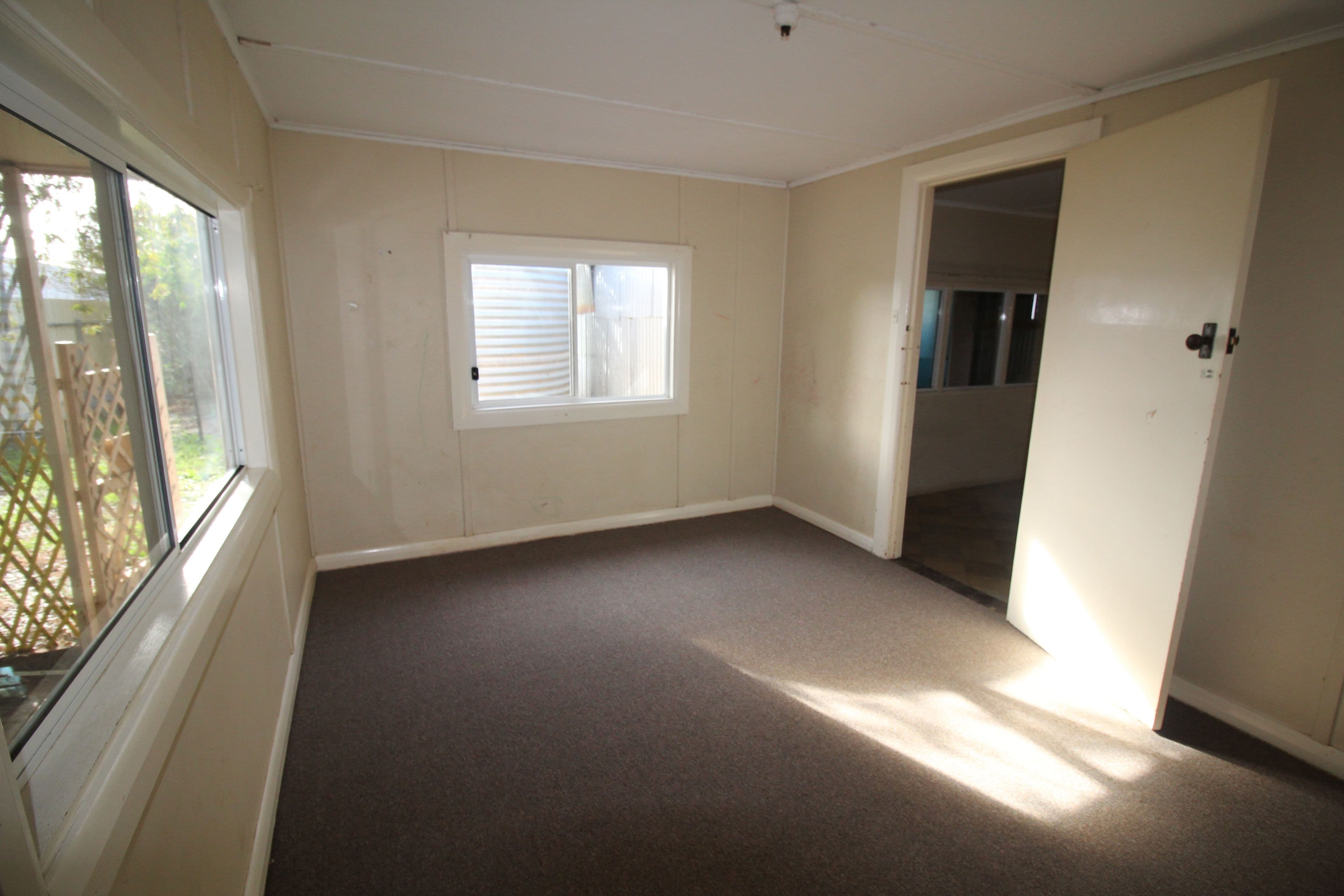 186 Eighteenth Street, Renmark SA 5341, Renmark - Thumbnail 6