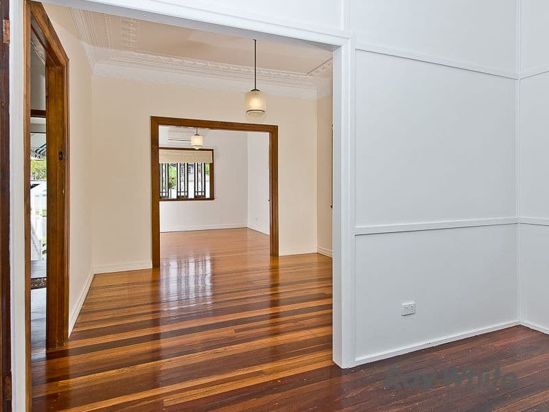 8 Tathra Street, STAFFORD QLD 4053, Stafford - Thumbnail 4