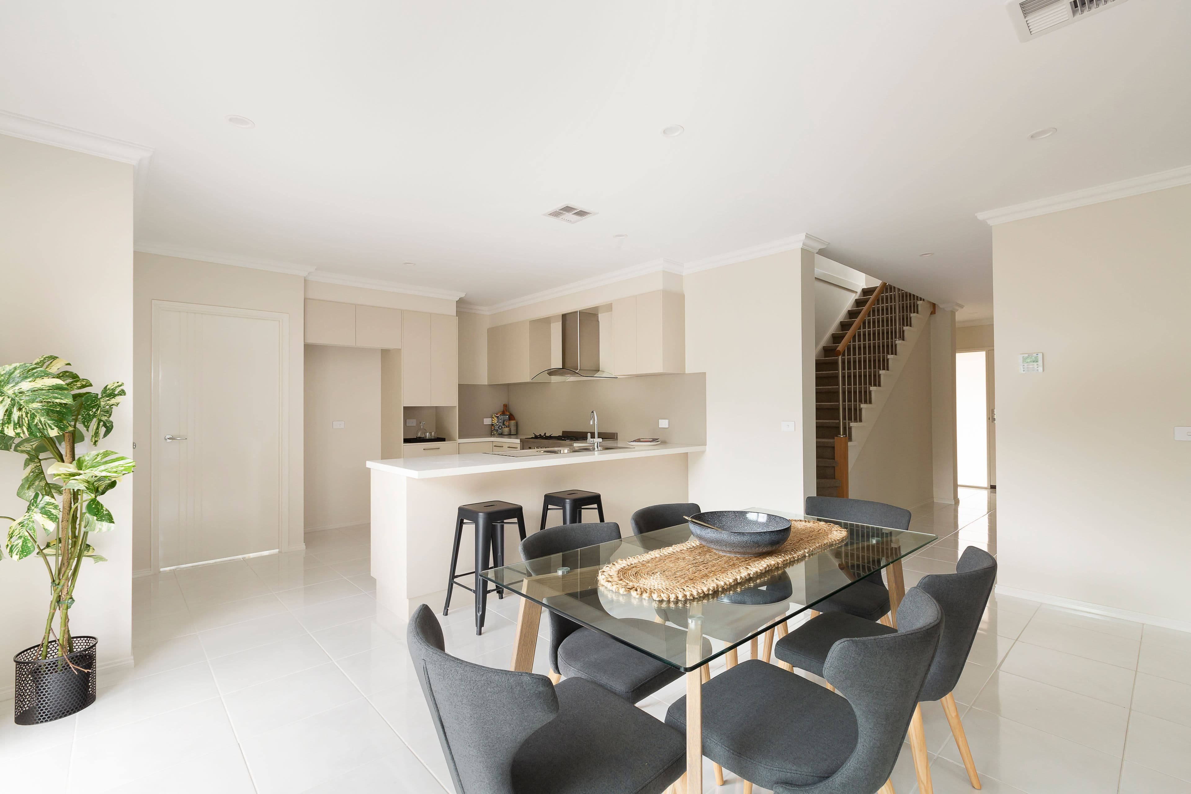 64 Millewa Avenue, Malvern East VIC 3145, Malvern East - Thumbnail 2