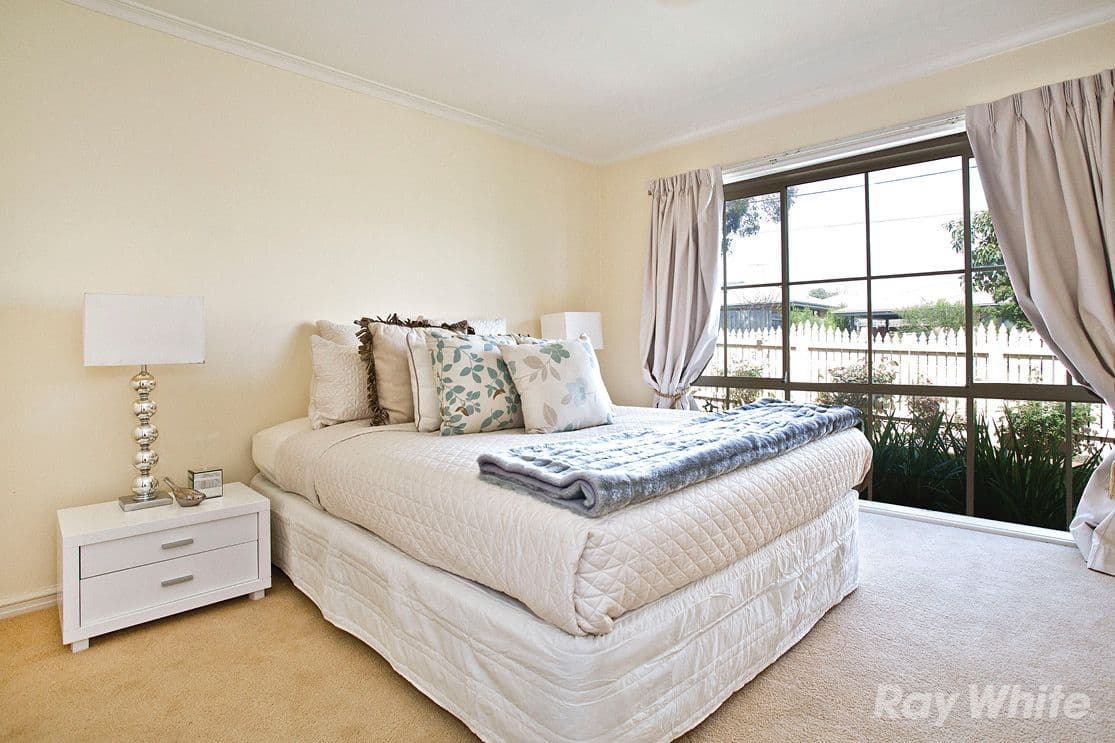 17 Woolert Street, ASHWOOD VIC 3147, Ashwood - Thumbnail 5