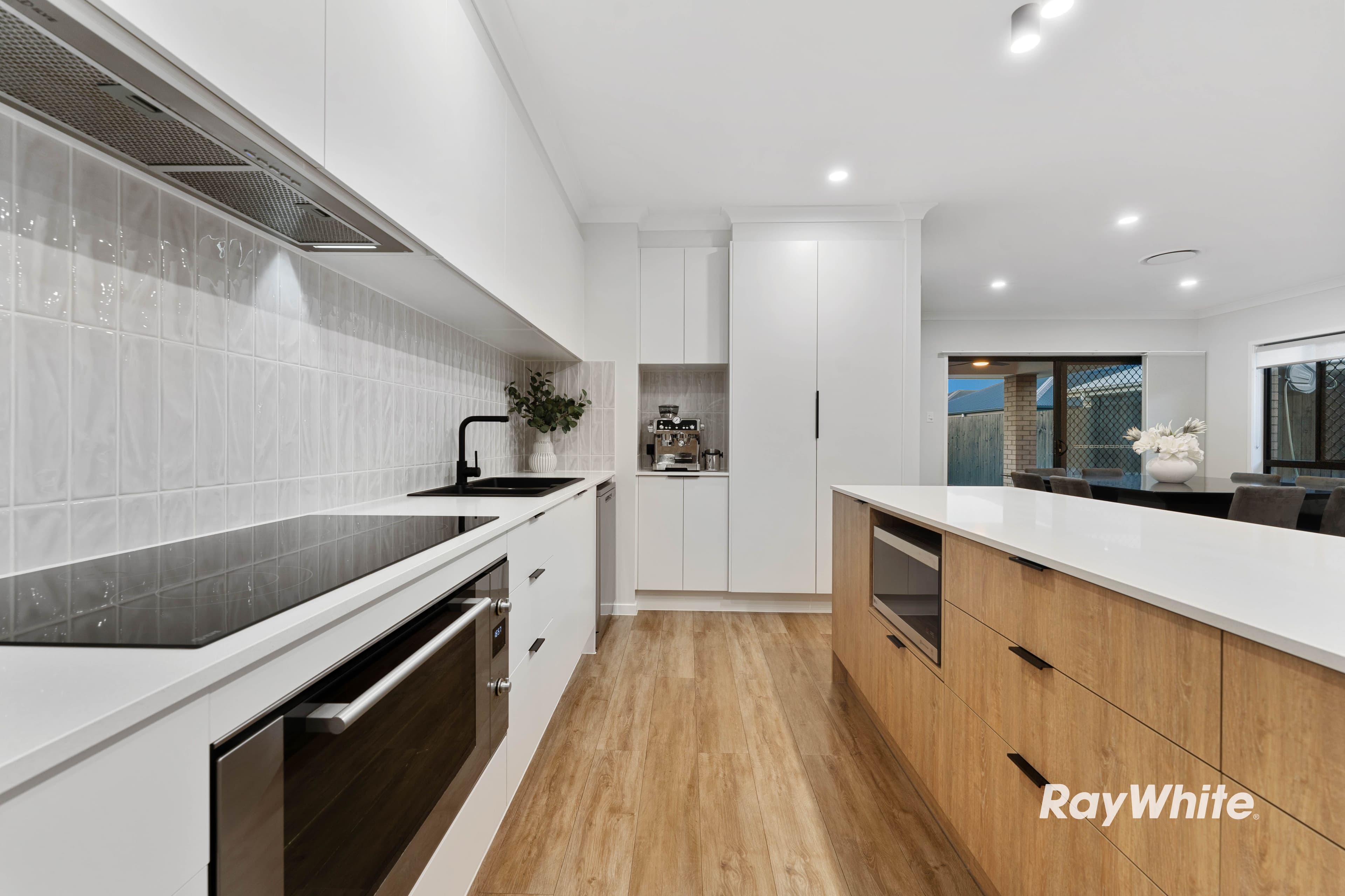 72 Mercy Circuit, Park Ridge QLD 4125, Park Ridge - Thumbnail 3