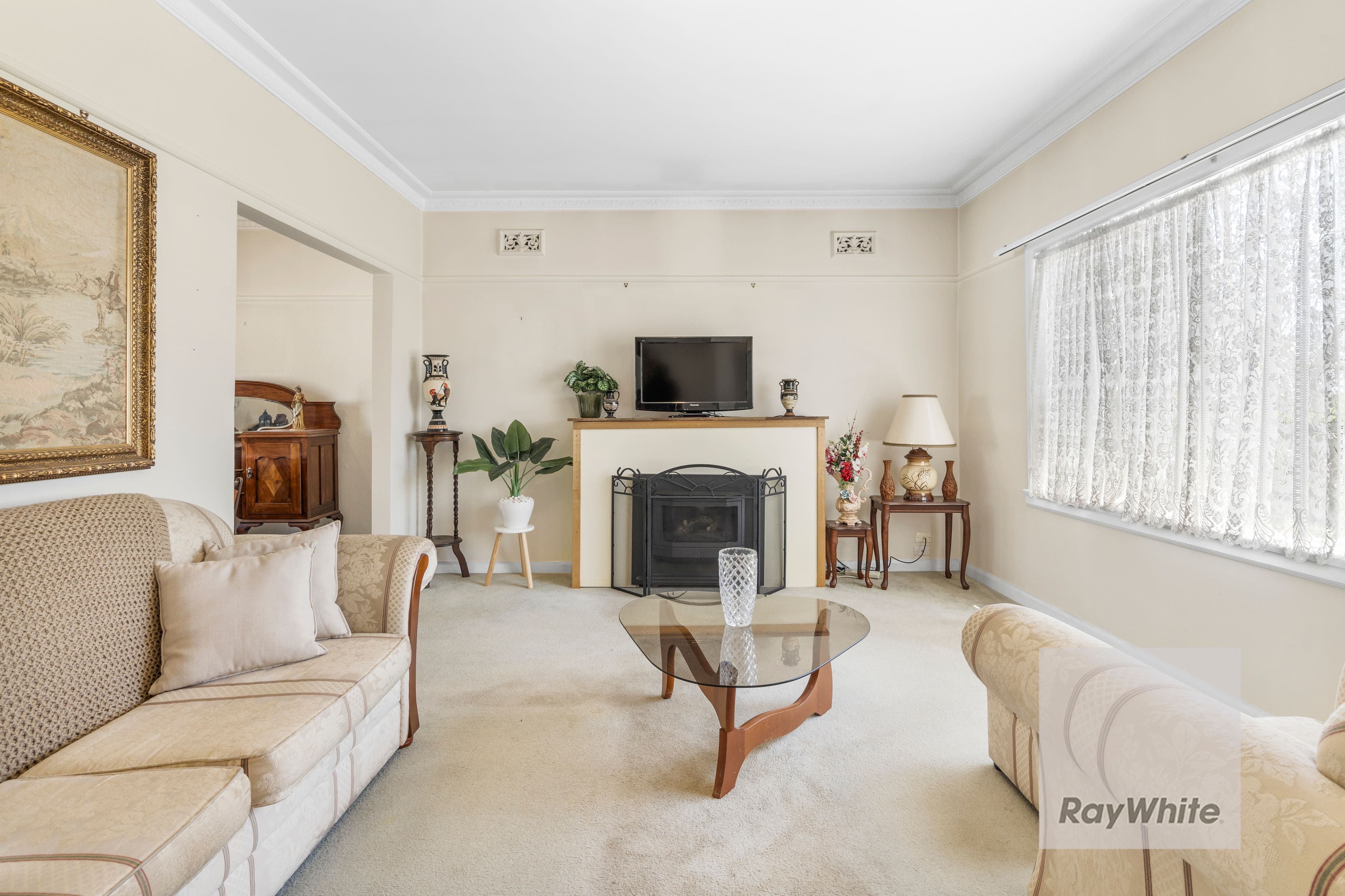 17 Delaware Street, Reservoir VIC 3073, Reservoir - Thumbnail 2