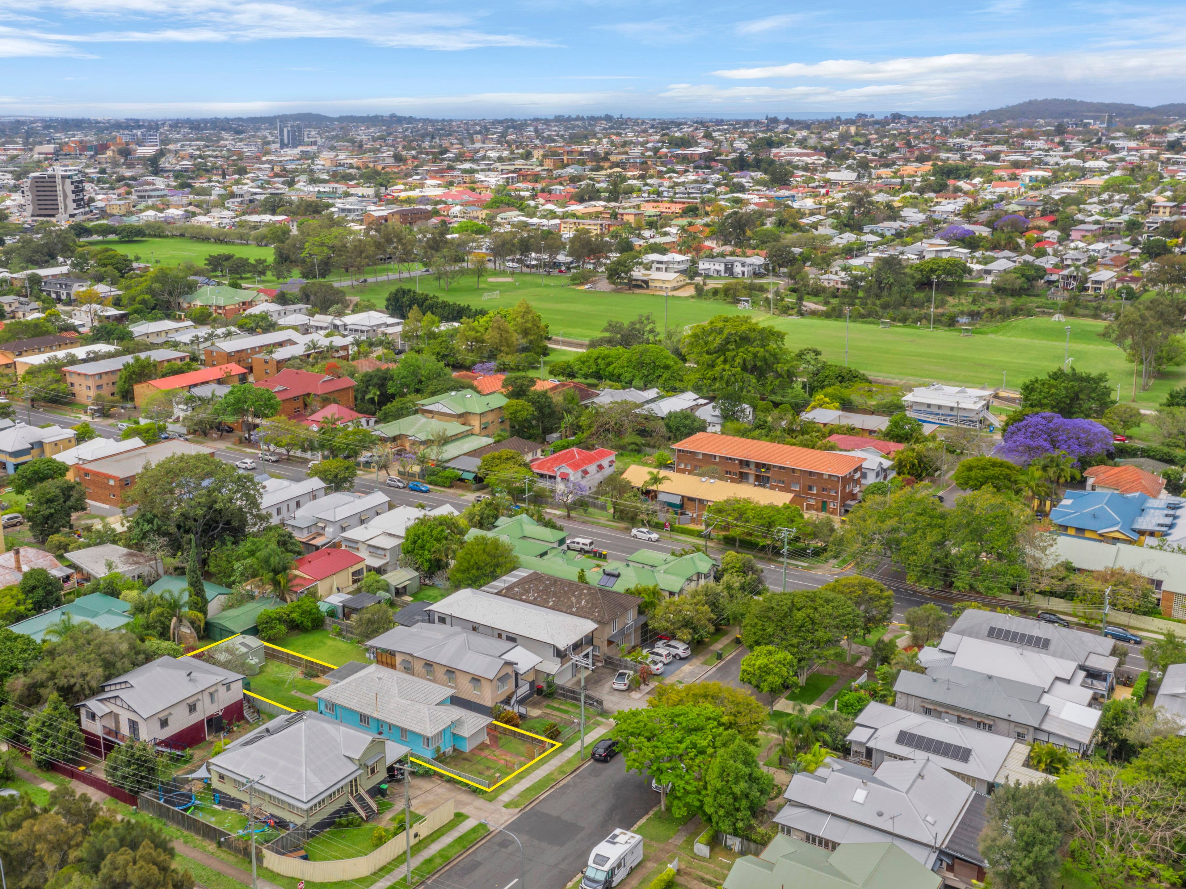 72 Victoria Terrace, Greenslopes QLD 4120, Greenslopes - Thumbnail 2