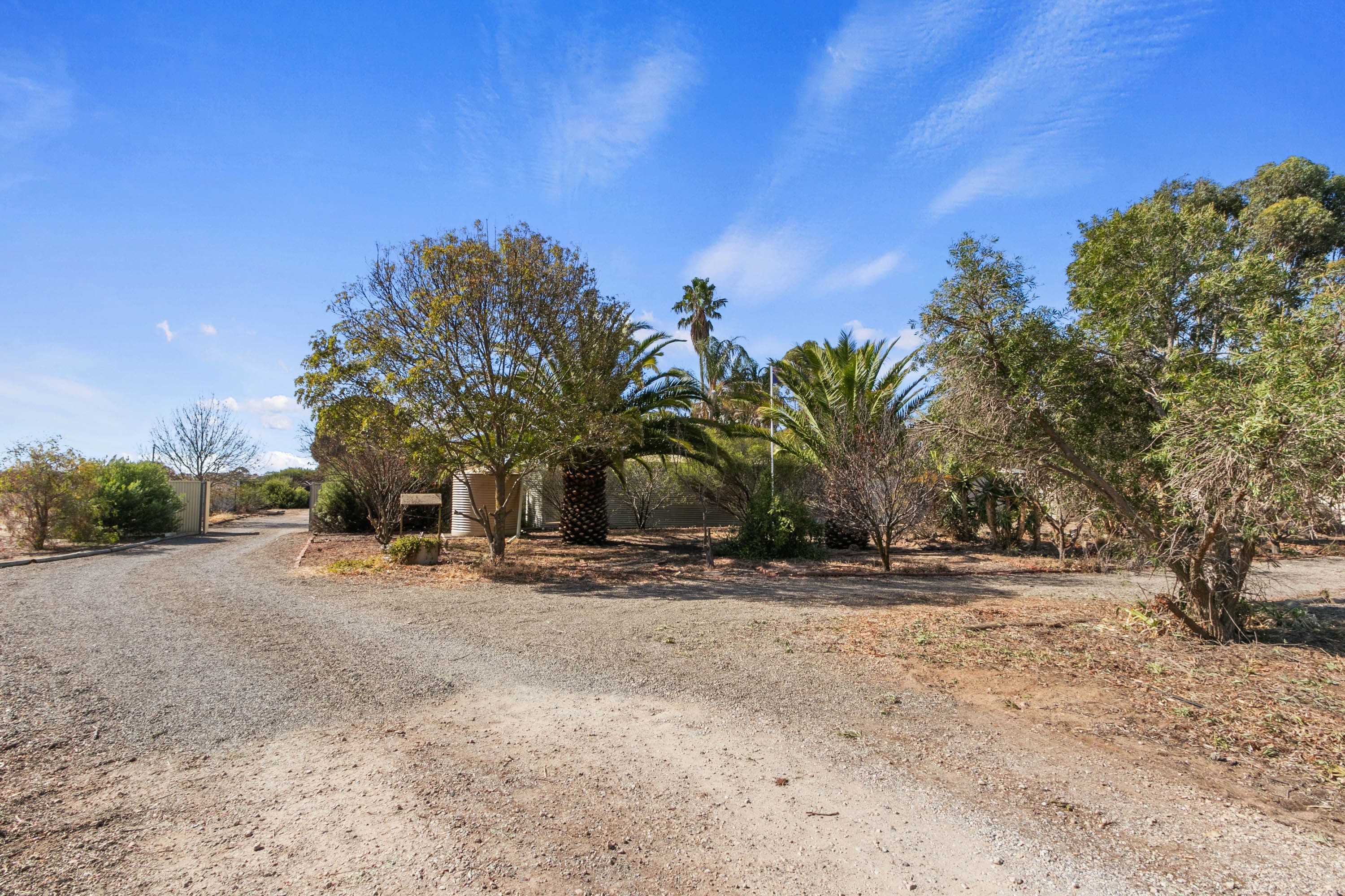 6 Garden Avenue, Two Wells SA 5501, Two Wells - Thumbnail 2