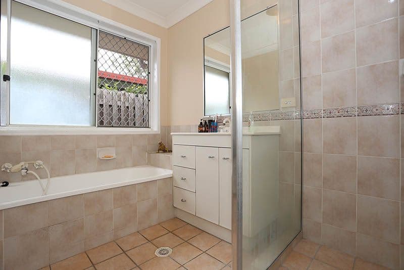 10 Benbek Circuit, Sunnybank Hills QLD 4109, Sunnybank Hills - Thumbnail 4