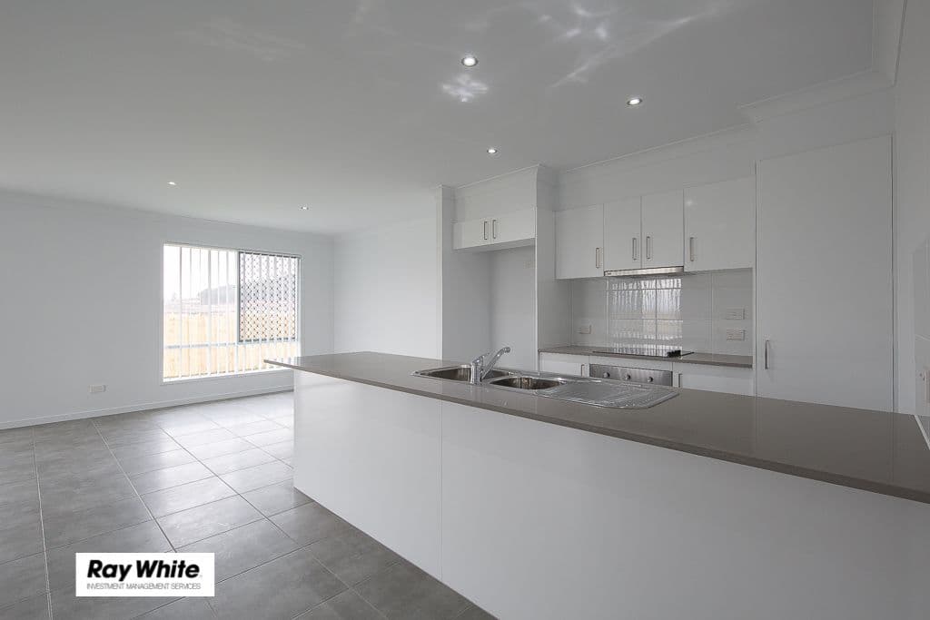 11 Shelley Street, Redbank Plains QLD 4301, Redbank Plains - Thumbnail 3
