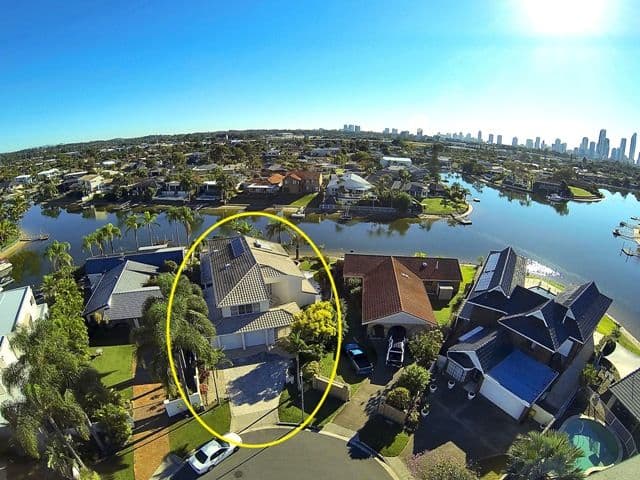 1 Saywell Street, SORRENTO QLD 4217, Sorrento - Thumbnail 3