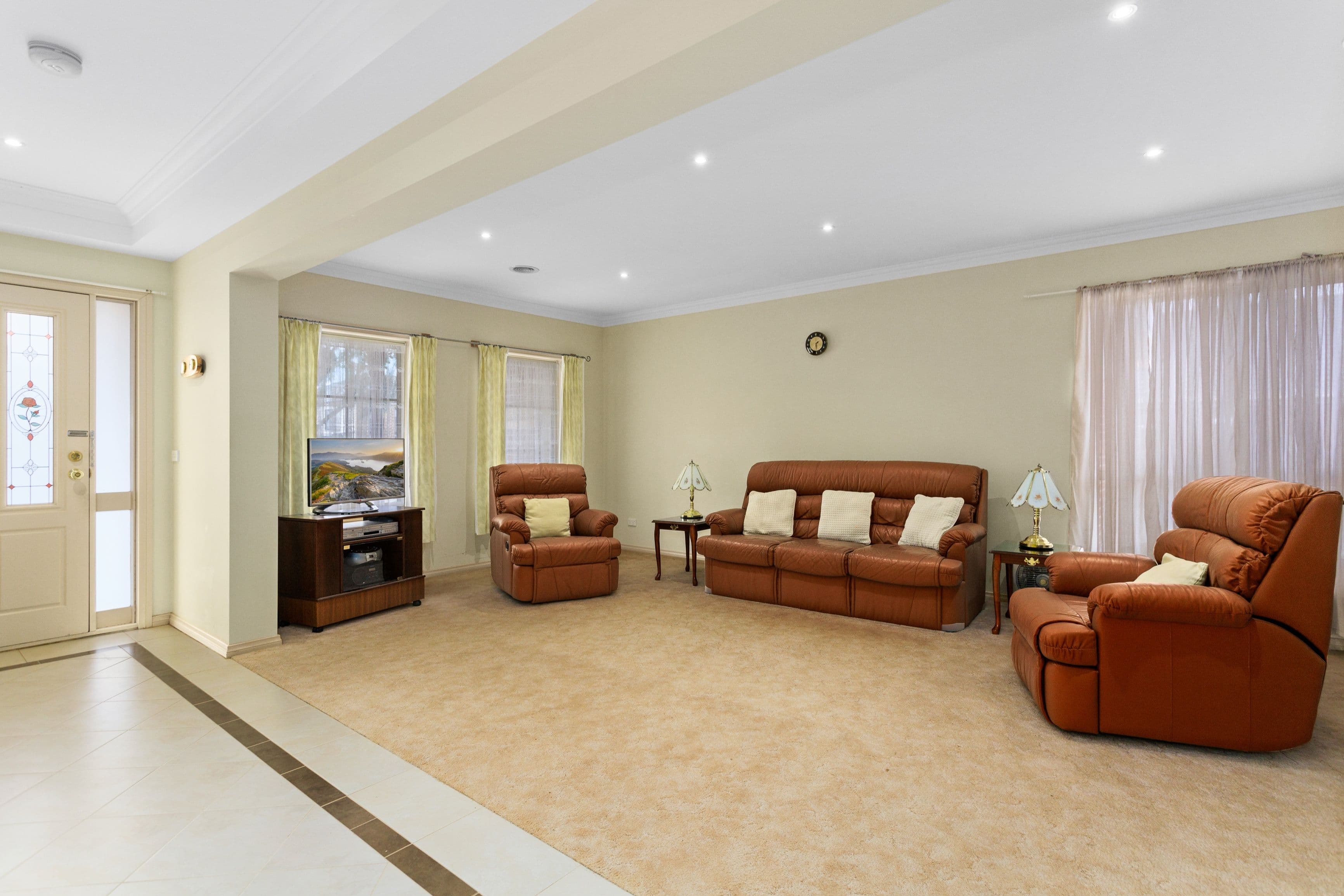 11 Foxwood Grove, Mernda VIC 3754, Mernda - Thumbnail 2