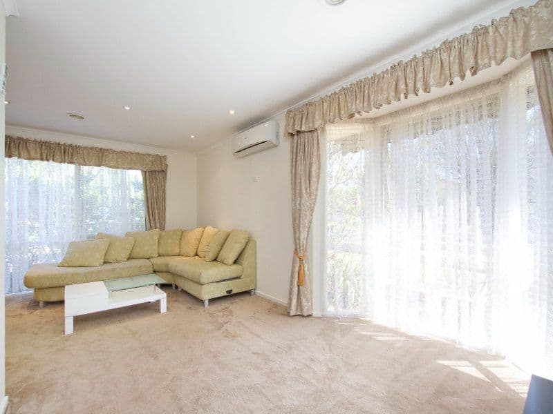 111 Aquarius Drive, FRANKSTON VIC 3199, Frankston - Thumbnail 3