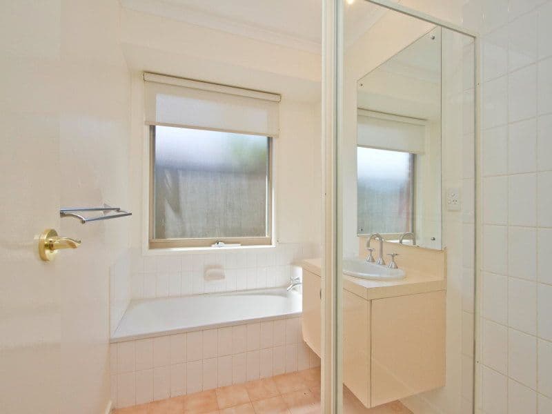 111 Aquarius Drive, FRANKSTON VIC 3199, Frankston - Thumbnail 8
