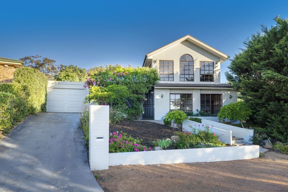 13 Wangara Crescent, Queanbeyan West - Image 1