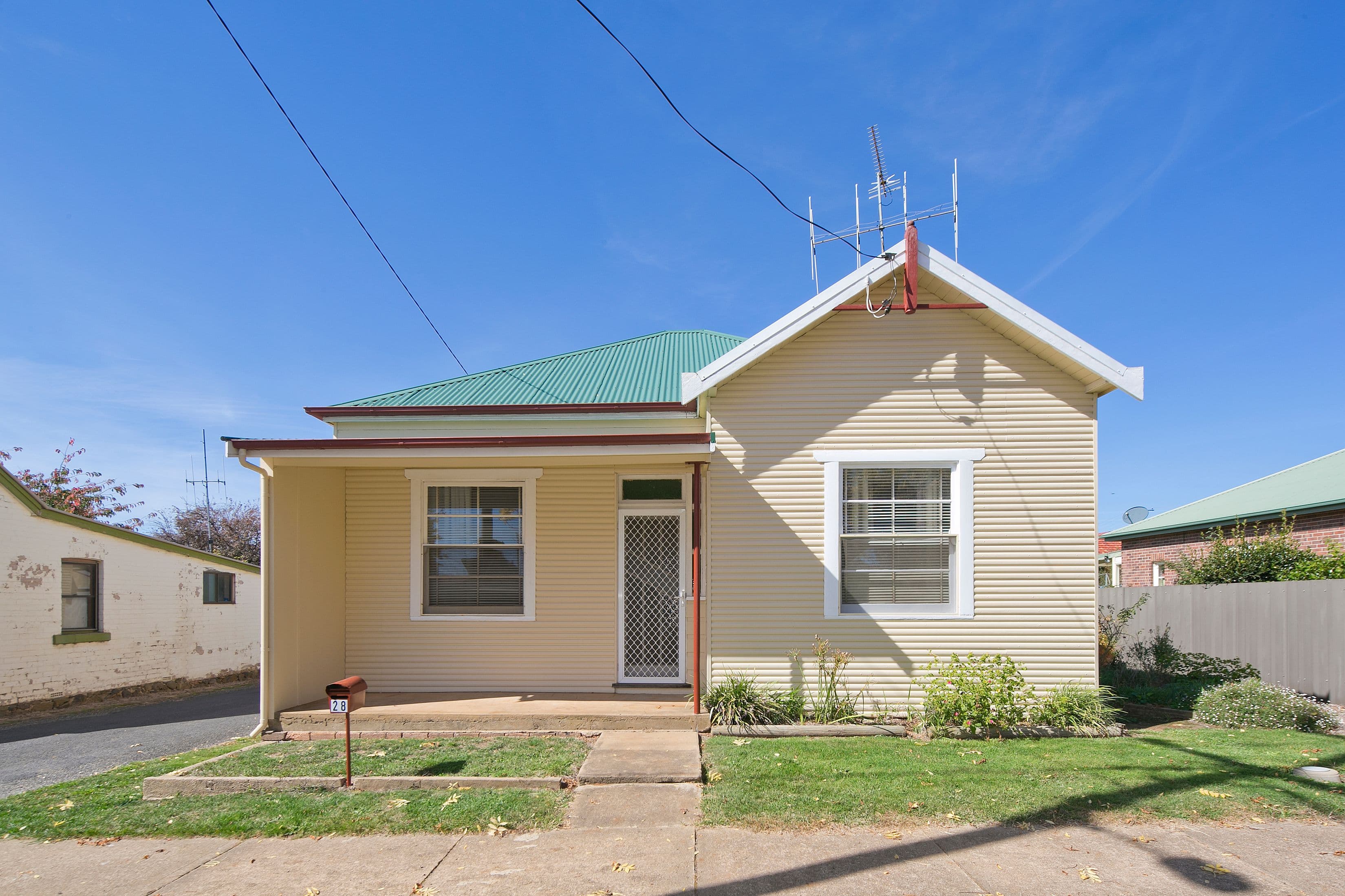 28 Colyer Street, Crookwell - Image 1