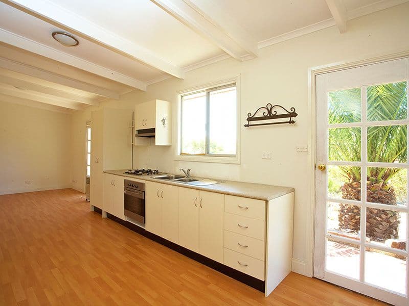 8 Trigg Street, PORT ELLIOT SA 5212, Port Elliot - Thumbnail 3