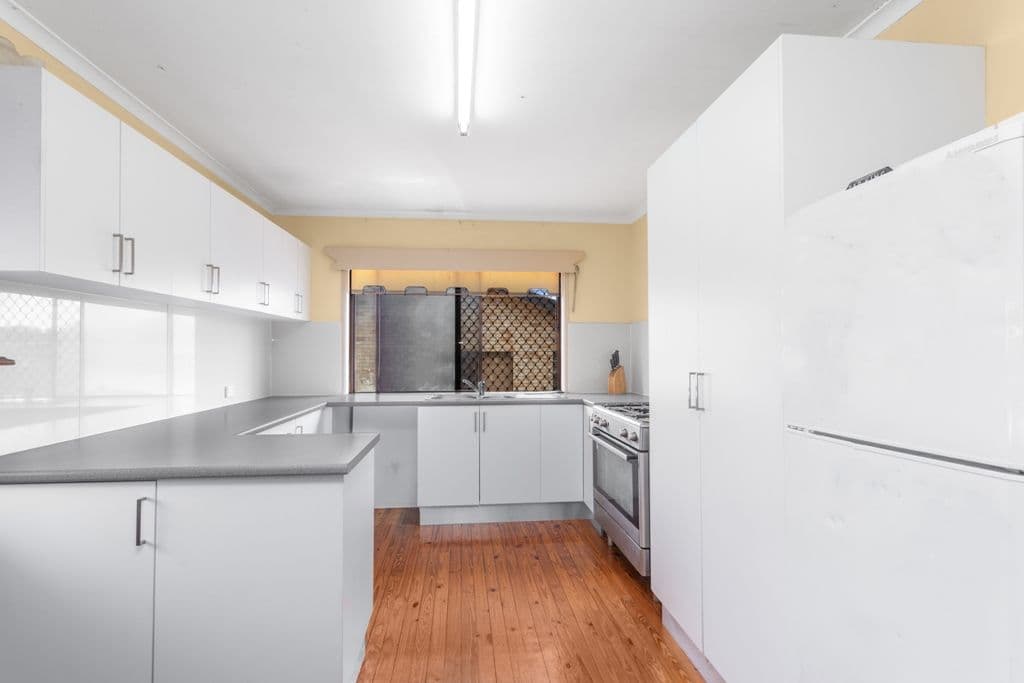 14 Larnook Street, Bracken Ridge QLD 4017, Bracken Ridge - Thumbnail 2
