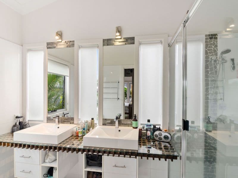 30 Townson Avenue, Palm Beach QLD 4221, Palm Beach - Thumbnail 6
