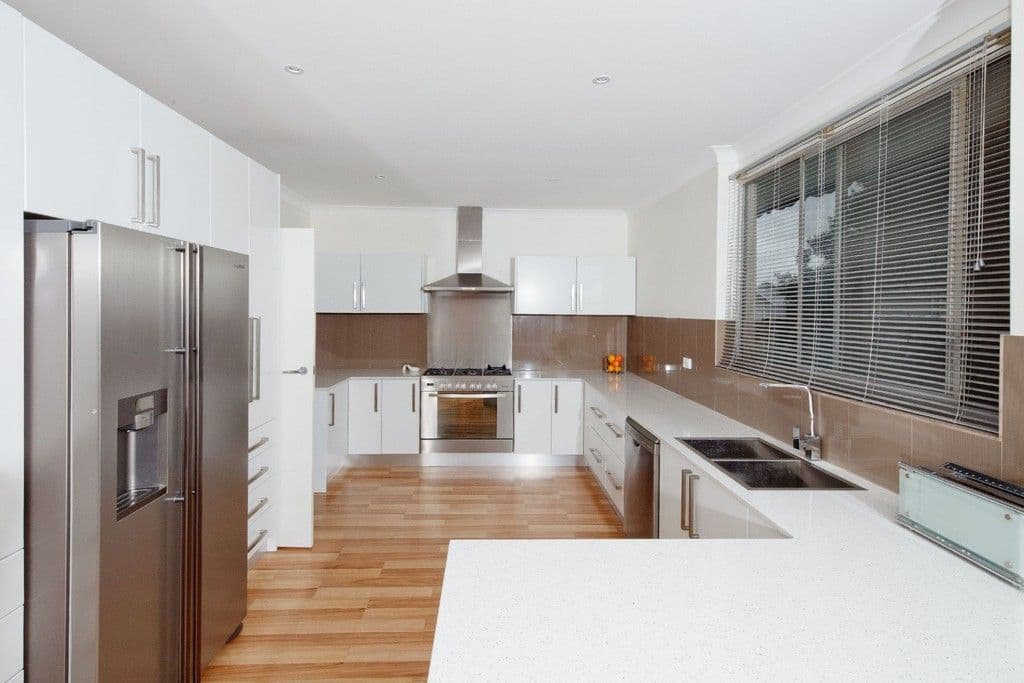 18 Yalpara Avenue, ROSTREVOR SA 5073, Rostrevor - Thumbnail 2