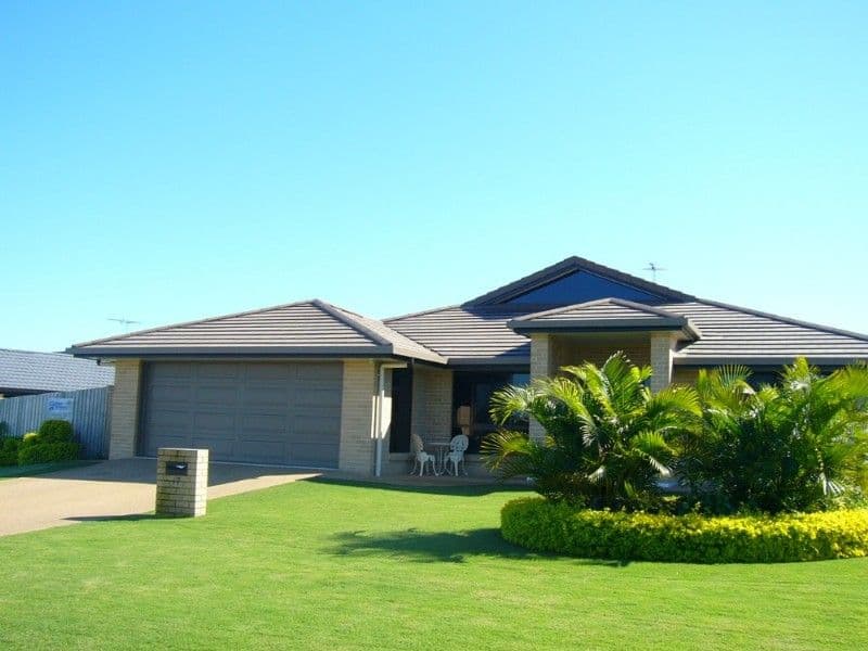 17 Primrose Avenue, NORMAN GARDENS QLD 4701, Norman Gardens - Image 1