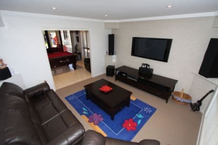 17 Primrose Avenue, NORMAN GARDENS QLD 4701, Norman Gardens - Thumbnail 4