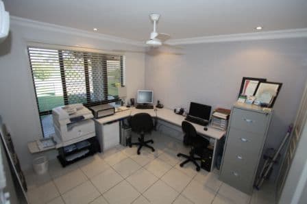 17 Primrose Avenue, NORMAN GARDENS QLD 4701, Norman Gardens - Thumbnail 6