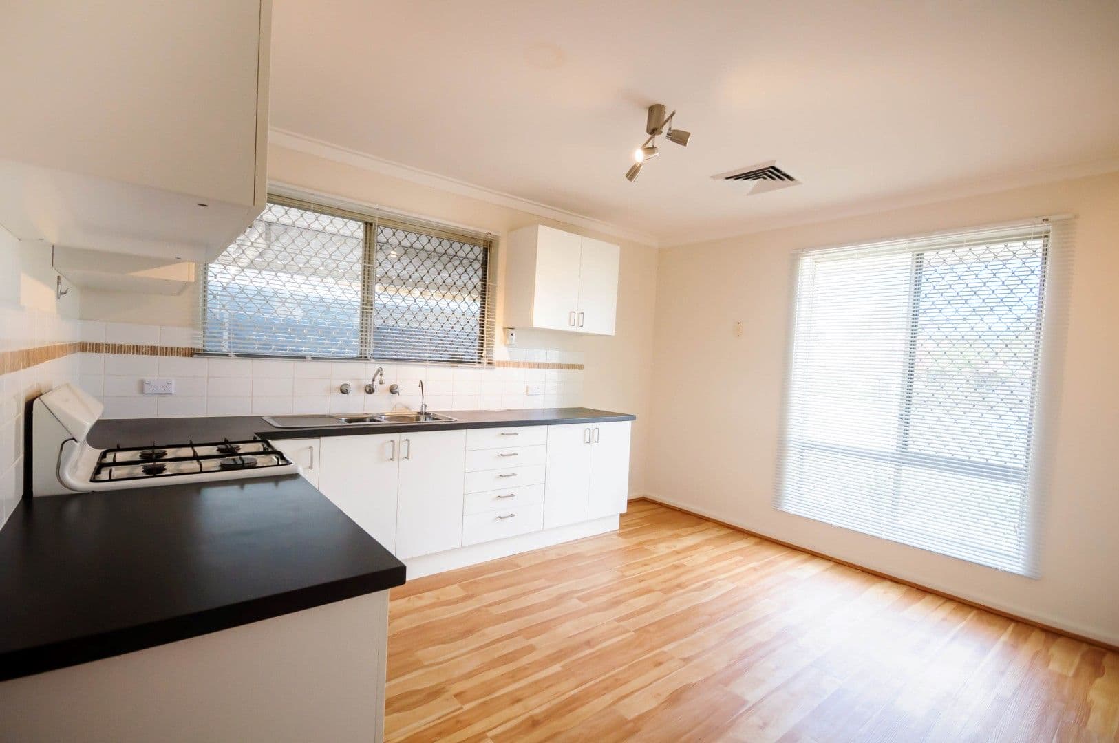 208 St Kilda Road, Rivervale WA 6103, Rivervale - Thumbnail 5