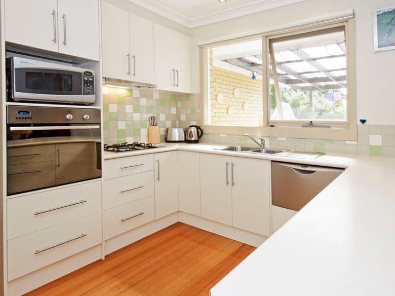 77 Iona Avenue, BELMONT VIC 3216, Belmont - Thumbnail 2