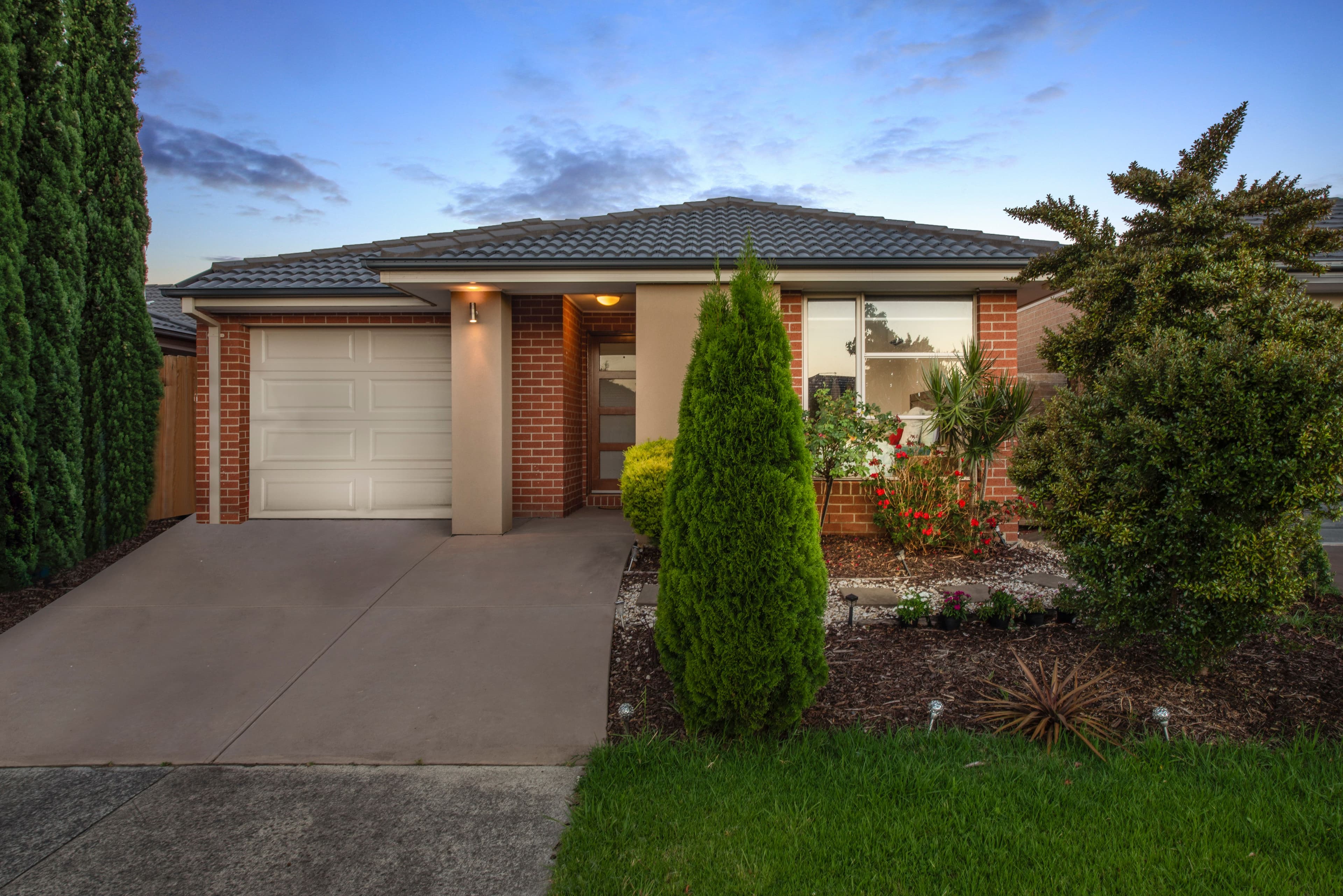 34 Saffron Avenue, Officer VIC 3809, Officer - Image 1