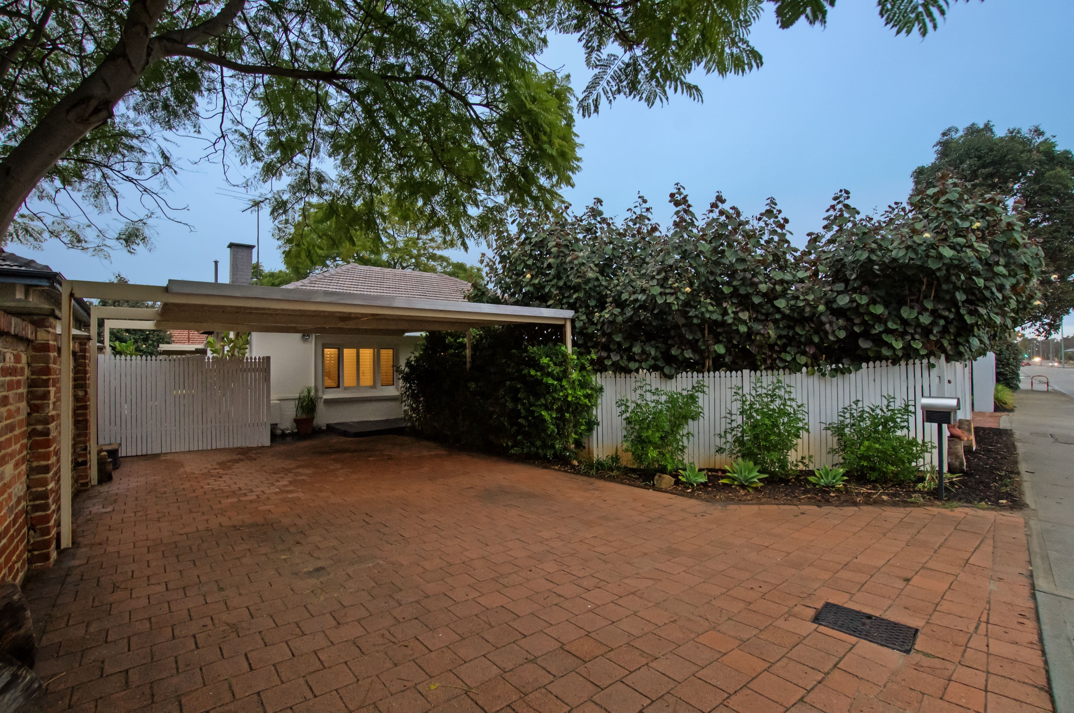 40 Walter Road W, Inglewood WA 6052, Inglewood - Image 1