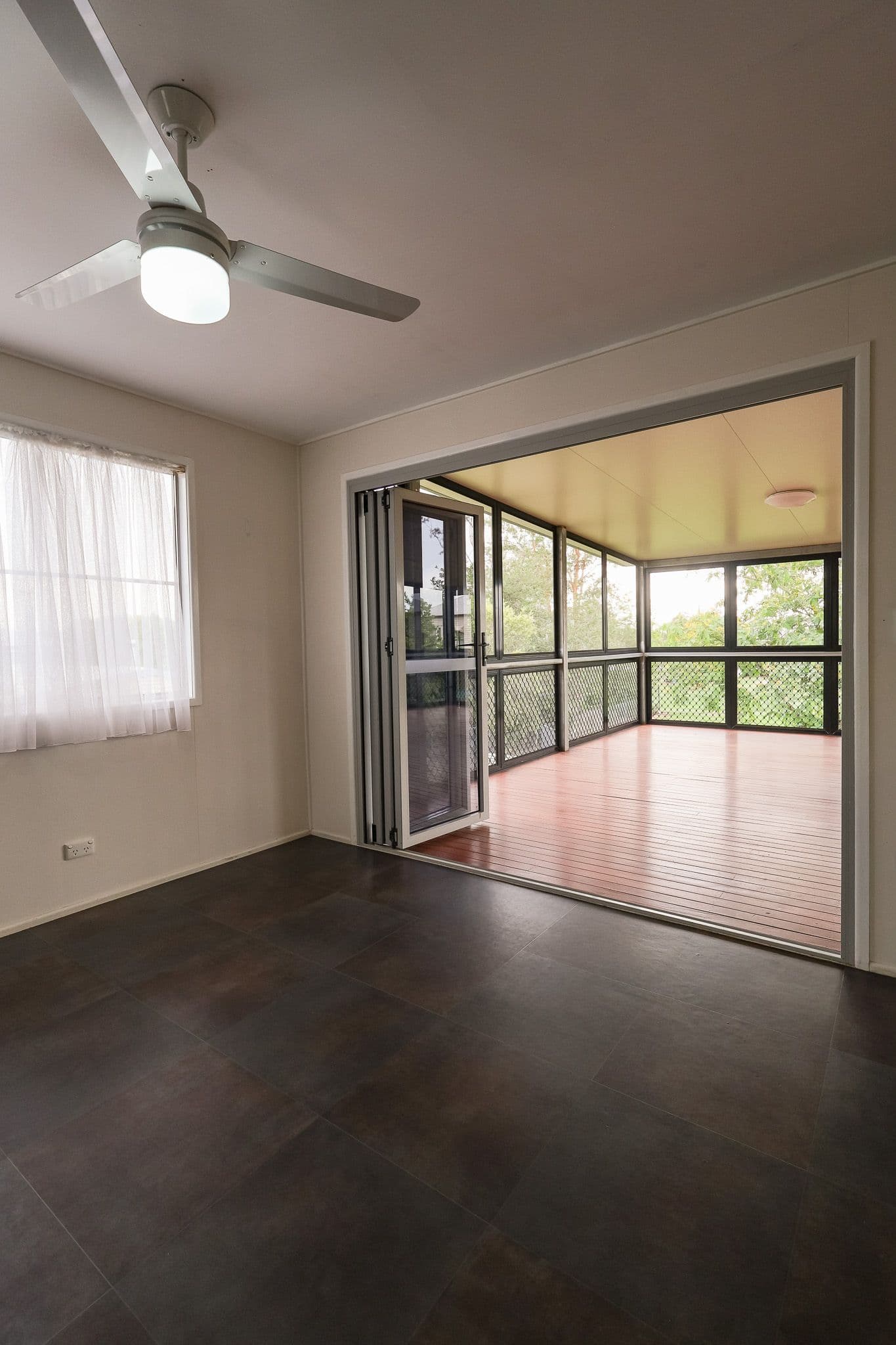 104 Charles Street, Roma QLD 4455, Roma - Thumbnail 7