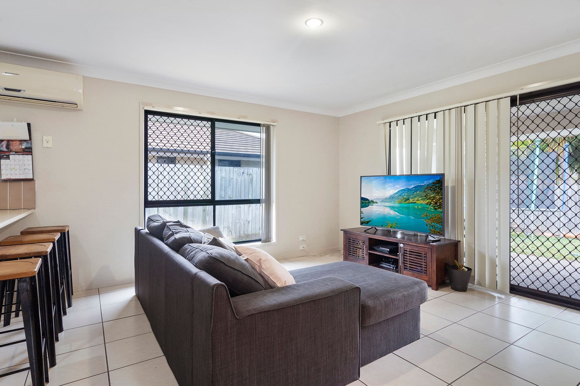 5 Wyndham Circuit, Holmview QLD 4207, Holmview - Thumbnail 3