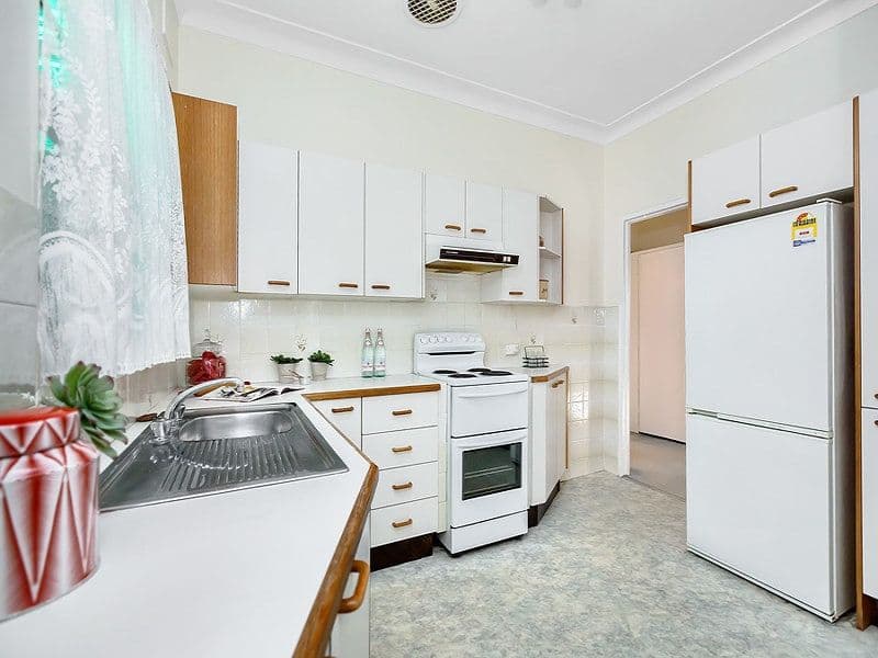 12 Rose Avenue, Concord - Thumbnail 7
