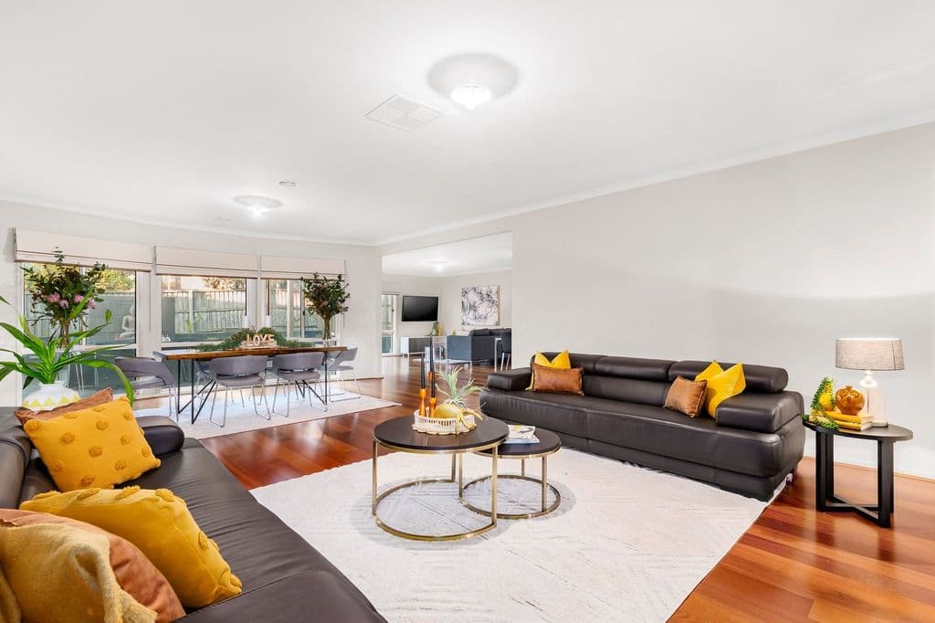 19 Bloomfield Drive, South Morang VIC 3752, South Morang - Image 1