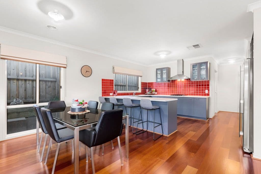 19 Bloomfield Drive, South Morang VIC 3752, South Morang - Thumbnail 3