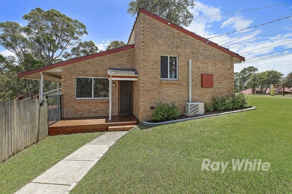 2 Glen Mitchell Street, Bolton Point - Image 1